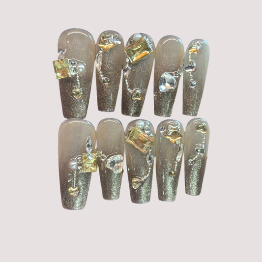 Golden Jewels Press On Nails